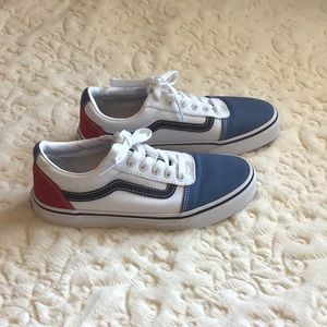 Vans Tennis Shoes size 3Youth